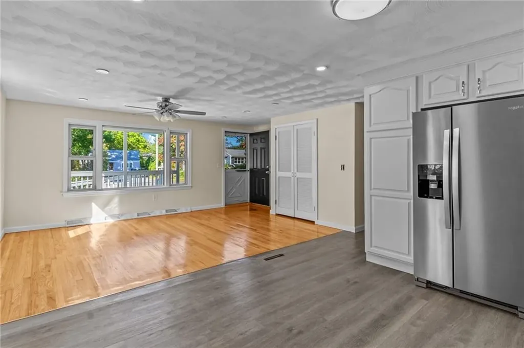 60 Killey Avenue Warwick RI 02889