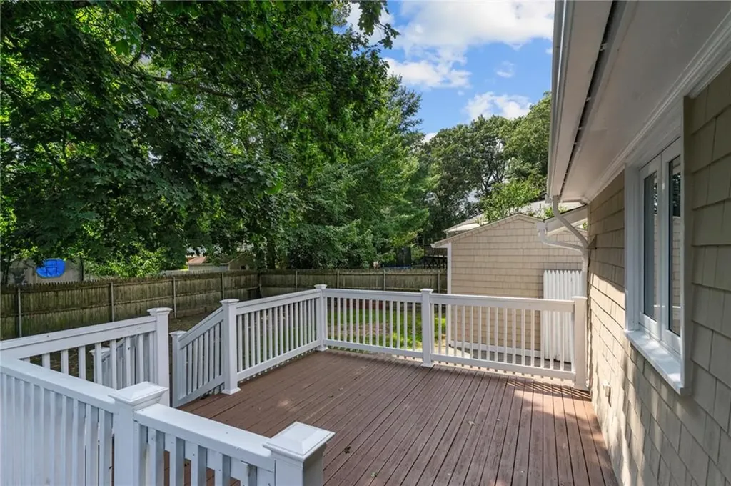 60 Killey Avenue Warwick RI 02889