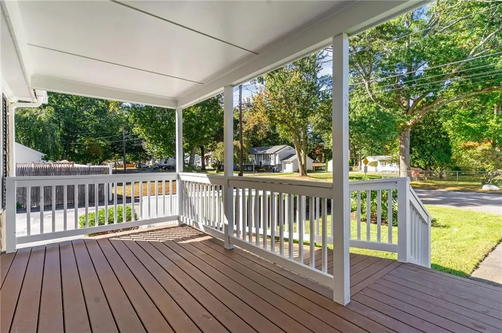 60 Killey Avenue Warwick RI 02889