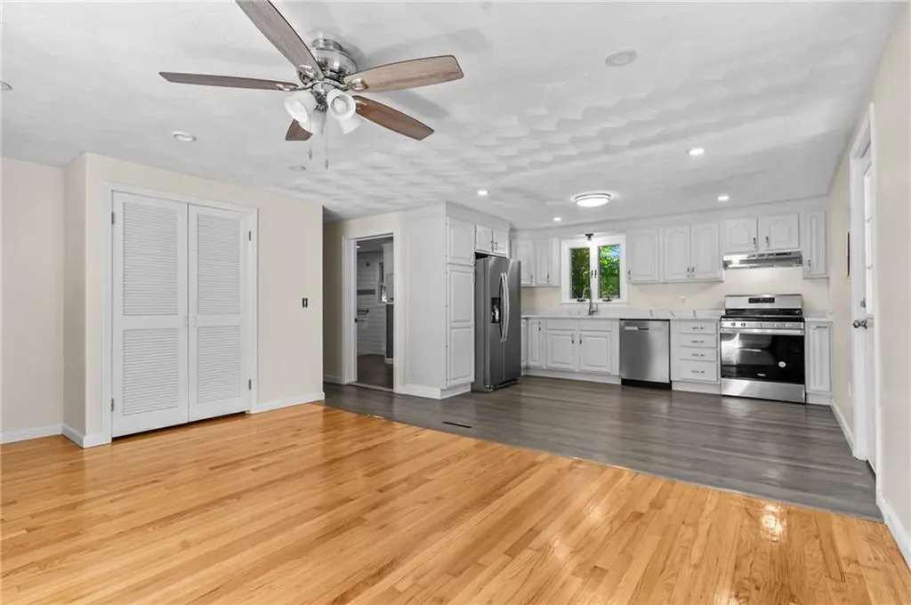 60 Killey Avenue Warwick RI 02889