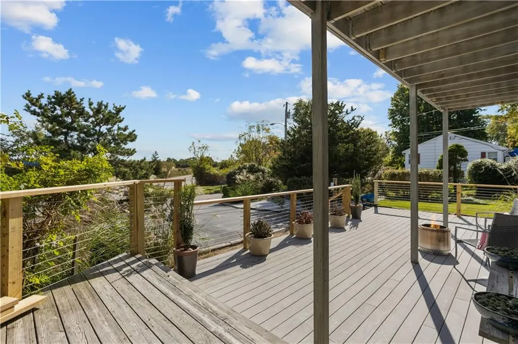 136 Norseman Drive Portsmouth RI 02871