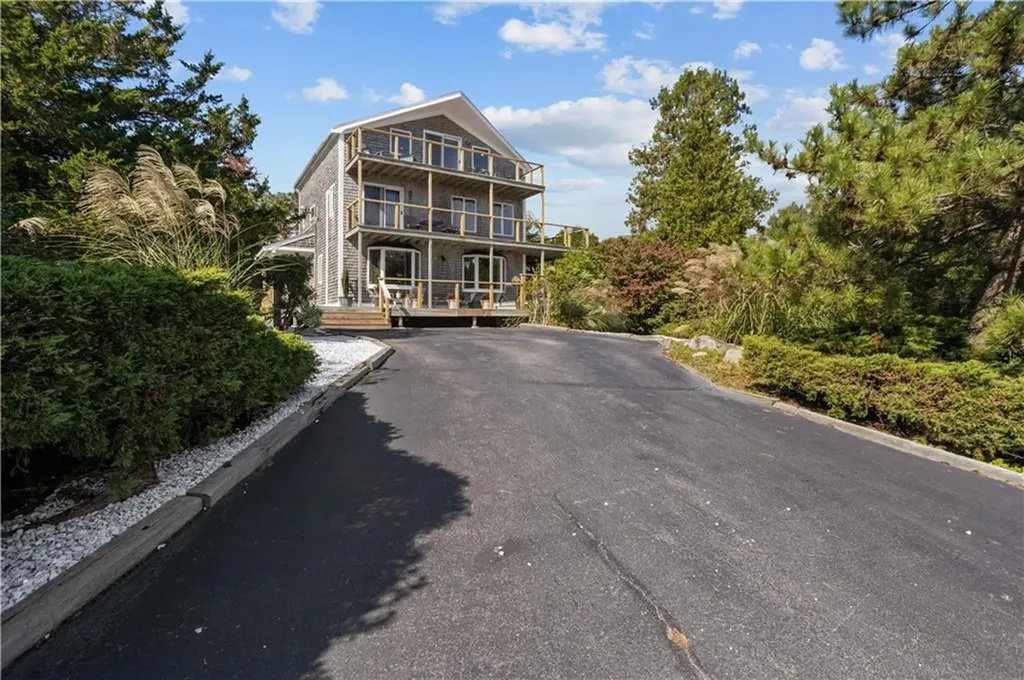 136 Norseman Drive Portsmouth RI 02871