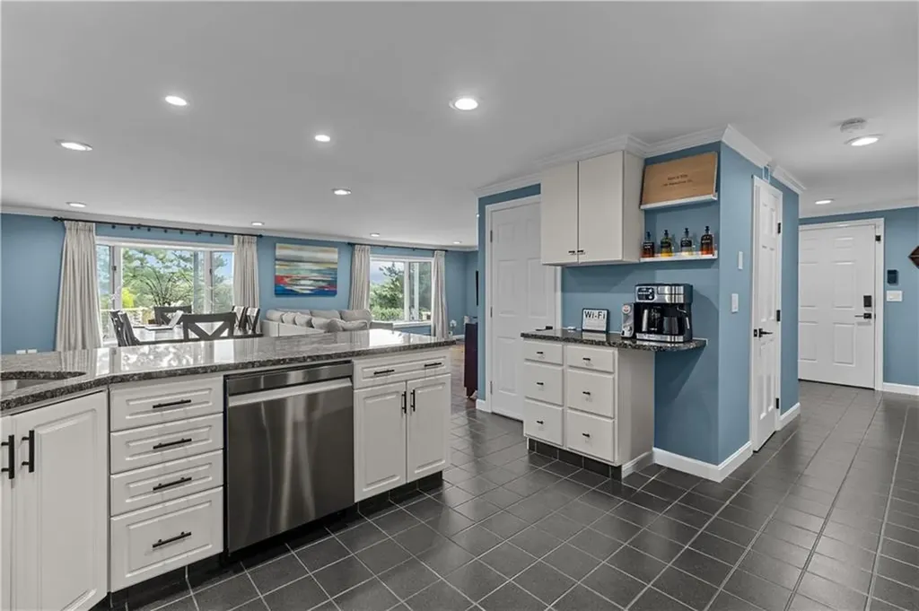 136 Norseman Drive Portsmouth RI 02871