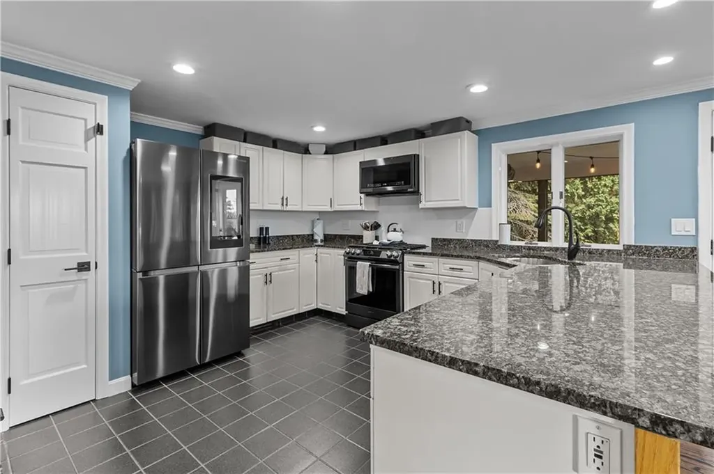 136 Norseman Drive Portsmouth RI 02871