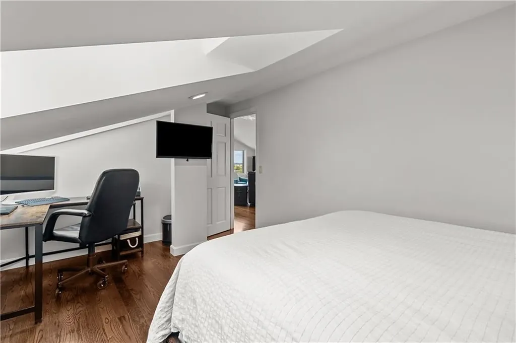 136 Norseman Drive Portsmouth RI 02871