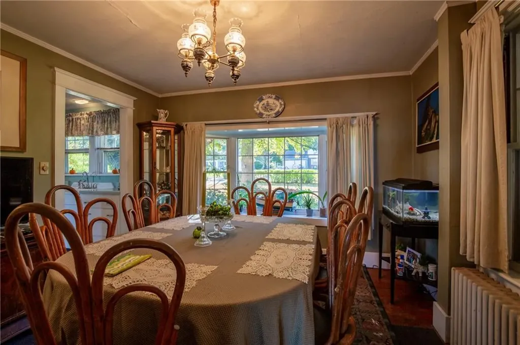 70 Bayview Avenue Portsmouth RI 02871