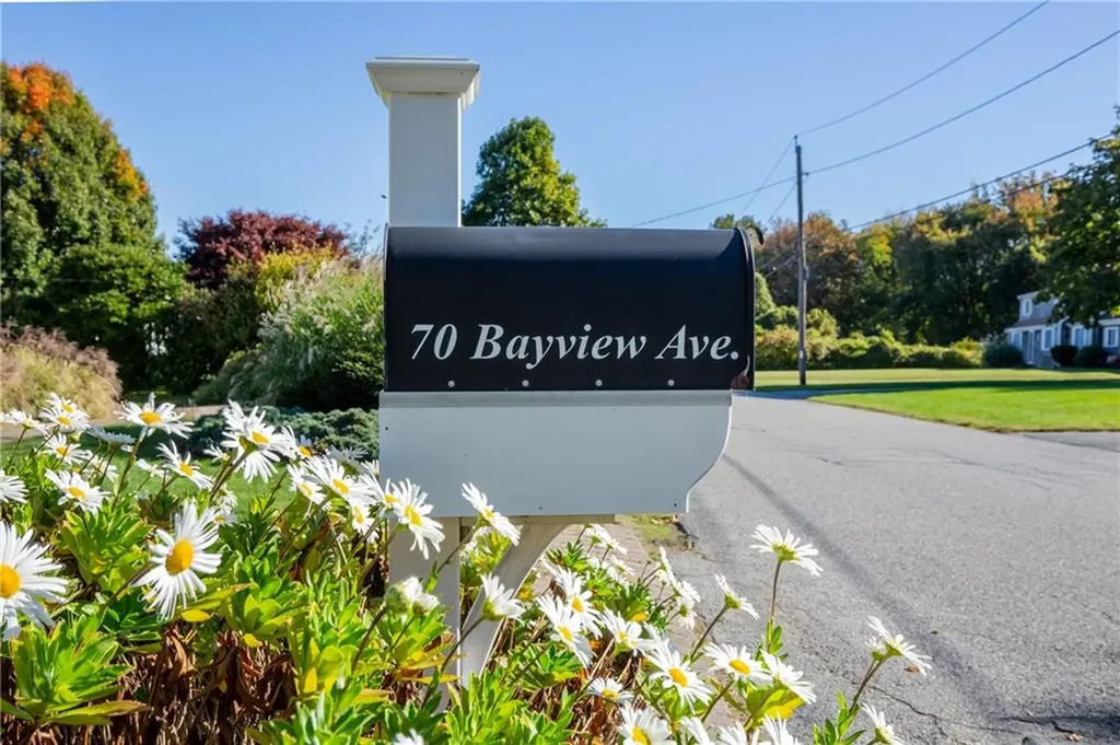 70 Bayview Avenue Portsmouth RI 02871