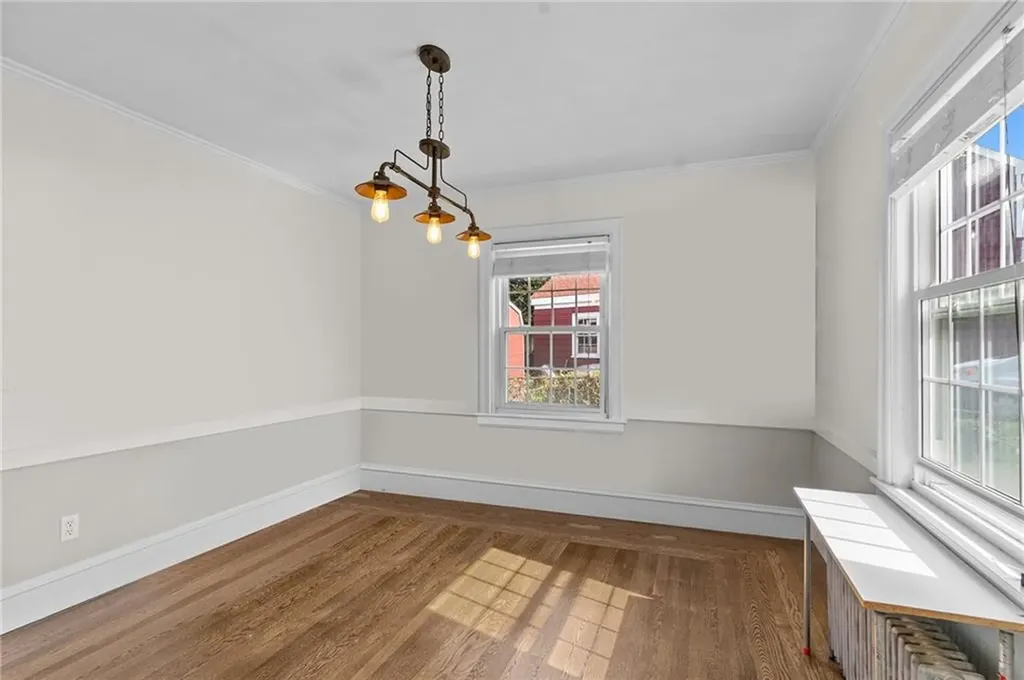 173 Lyndon Road Cranston RI 02905
