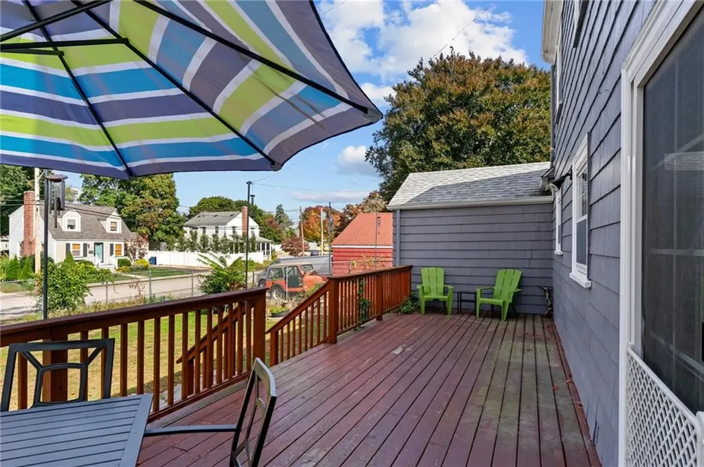173 Lyndon Road Cranston RI 02905