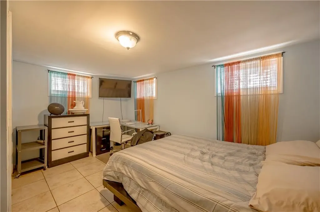 161 Courtney Avenue Pawtucket RI 02861