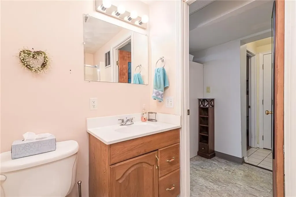 8 Jennifer Lane Coventry RI 02816