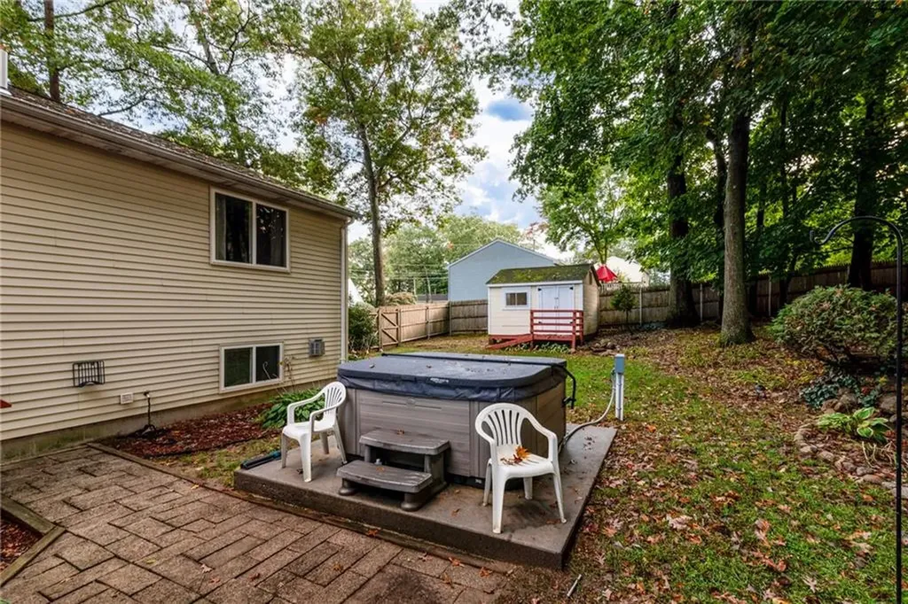 8 Jennifer Lane Coventry RI 02816