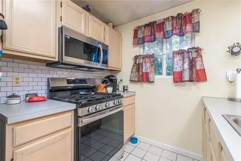 8 Jennifer Lane Coventry RI 02816