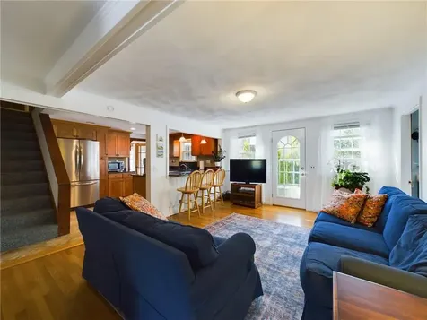 19 Maywood Road Narragansett RI 02882