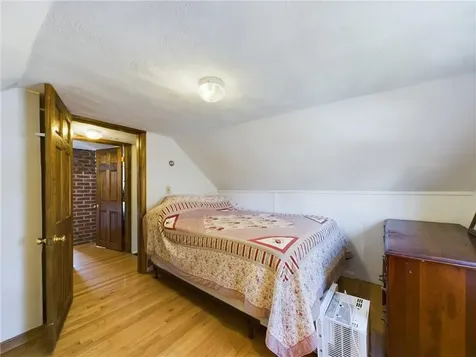 19 Maywood Road Narragansett RI 02882