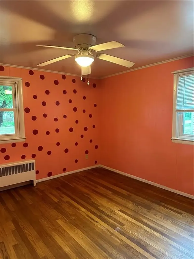 257 Sand Pond Road Warwick RI 02888