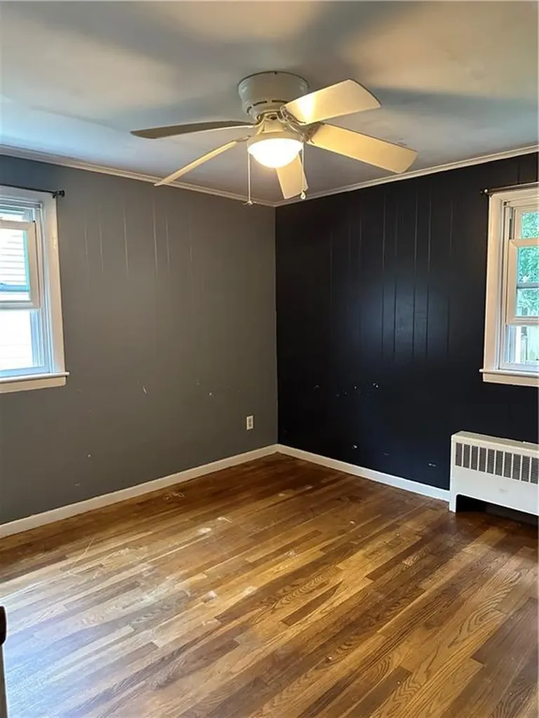 257 Sand Pond Road Warwick RI 02888