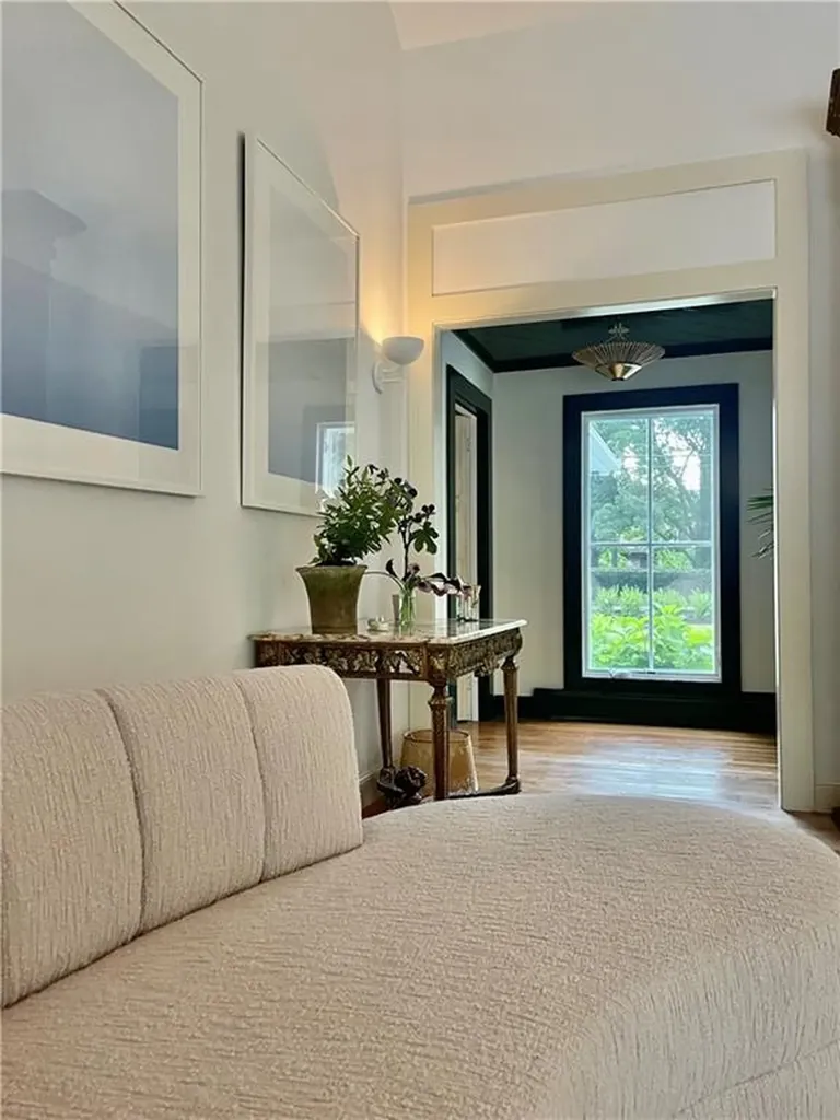 124 Harrison Avenue Newport RI 02840