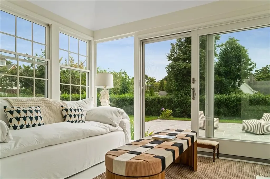 124 Harrison Avenue Newport RI 02840