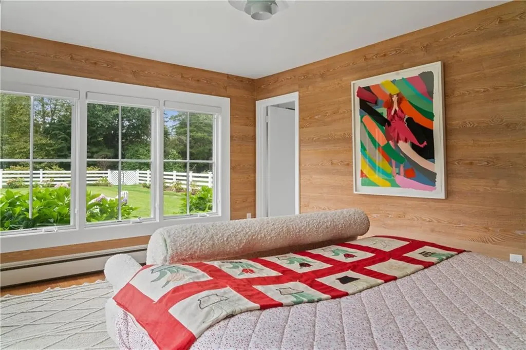 124 Harrison Avenue Newport RI 02840