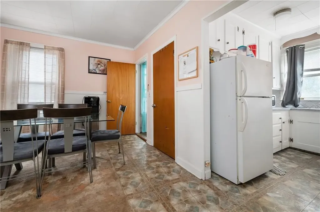 51 Mavis Street Pawtucket RI 02860
