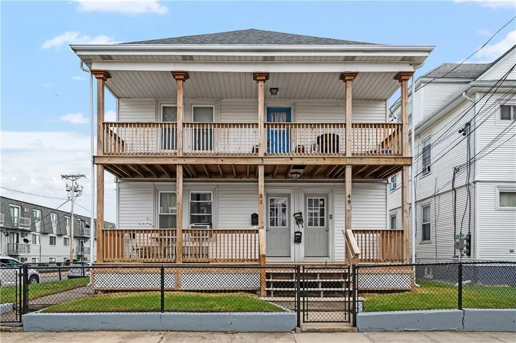 51 Mavis Street Pawtucket RI 02860
