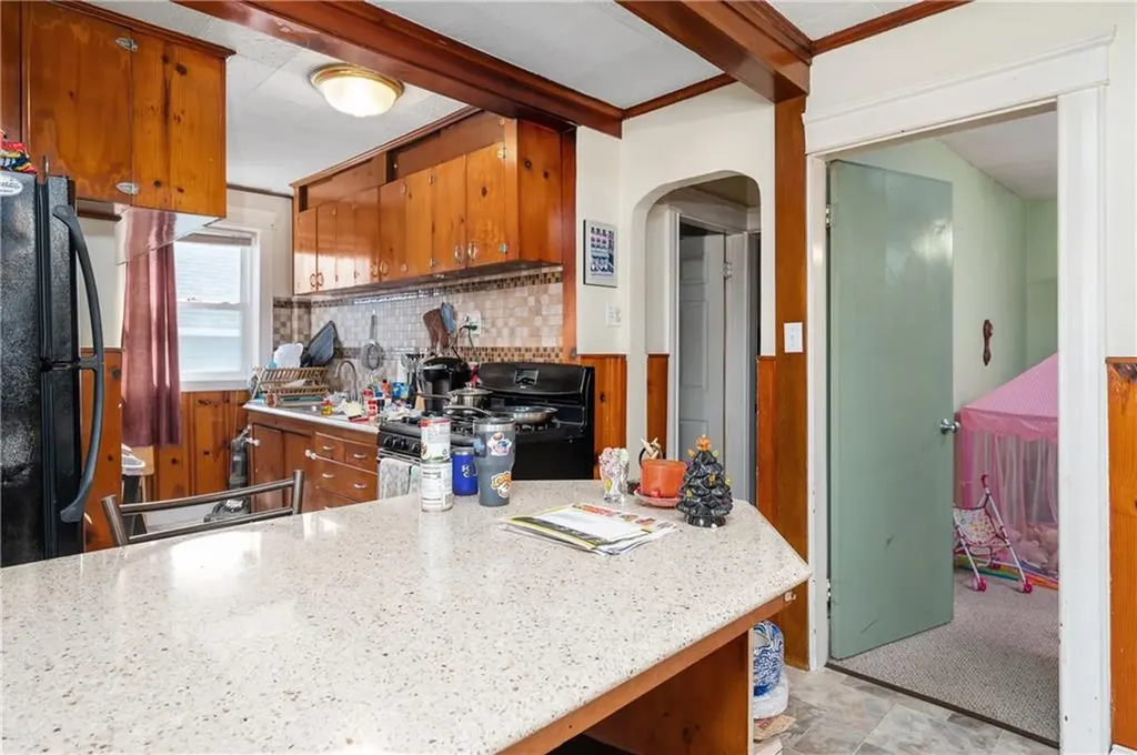 51 Mavis Street Pawtucket RI 02860