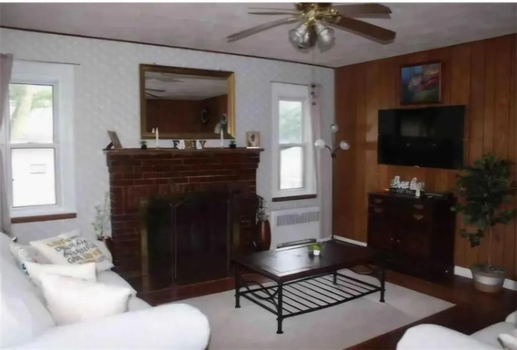 28 Carovilli Street North Providence RI 02904