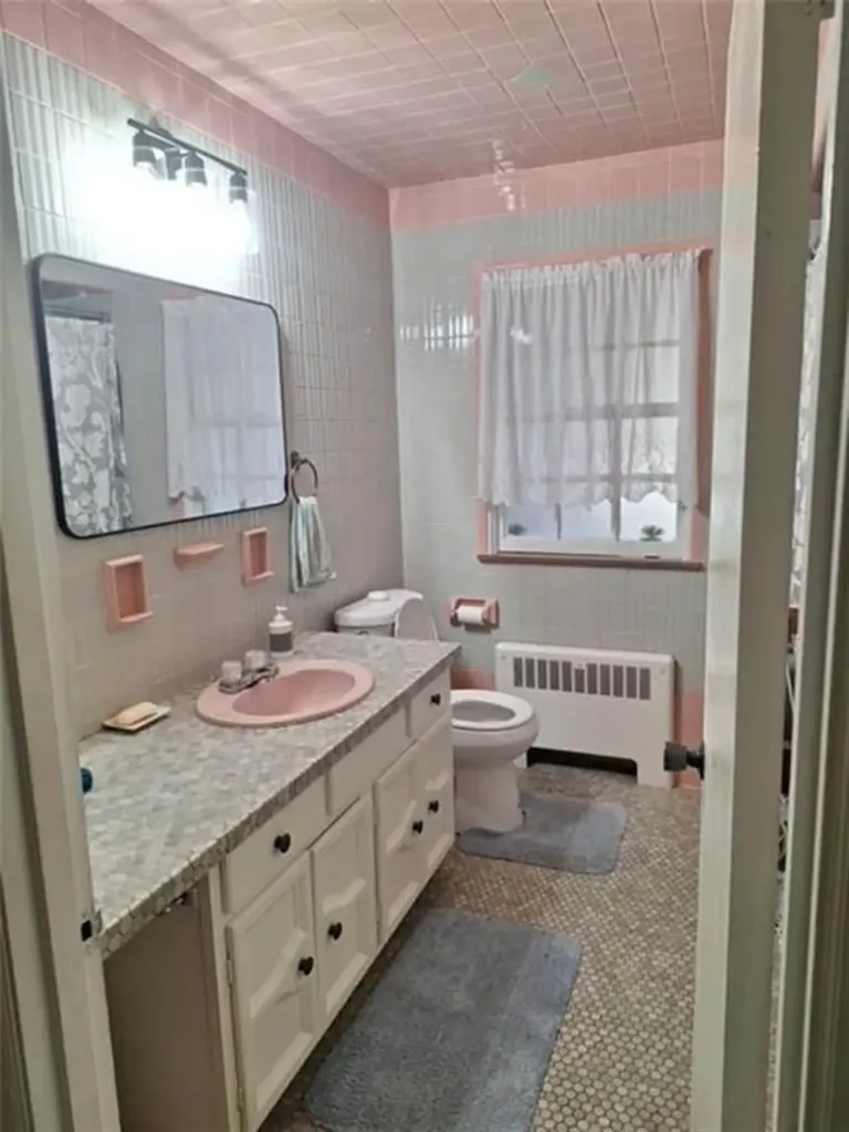 28 Carovilli Street North Providence RI 02904