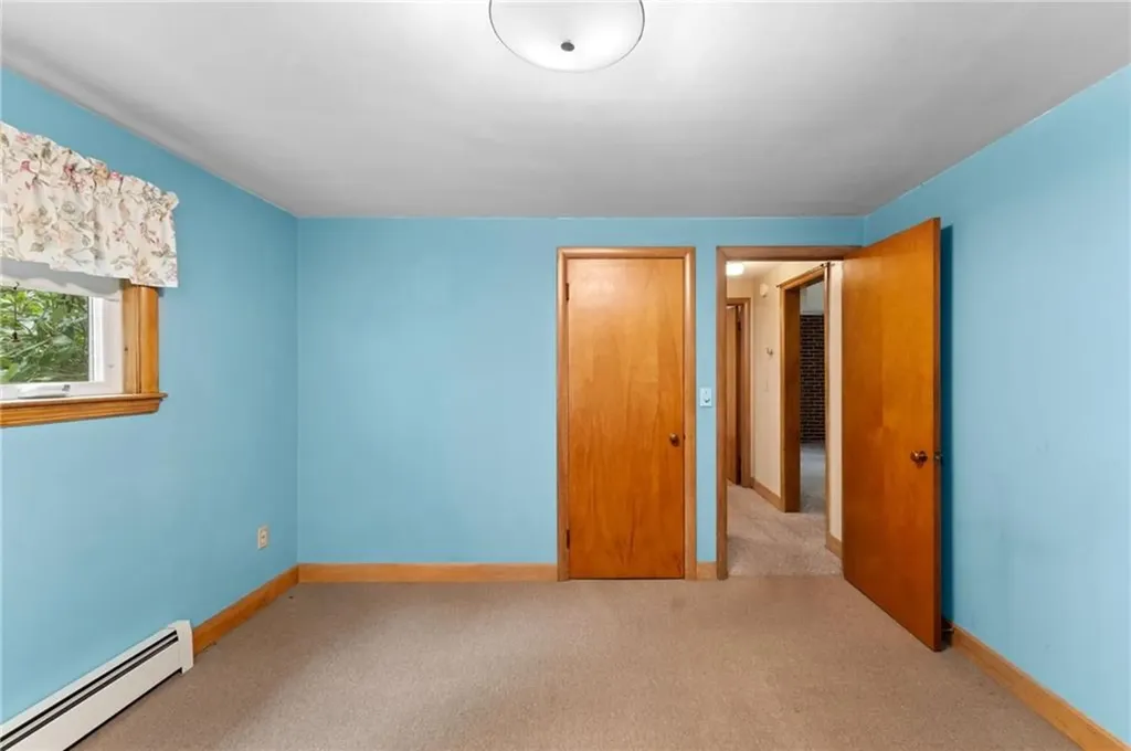 156 White Avenue Warwick RI 02889