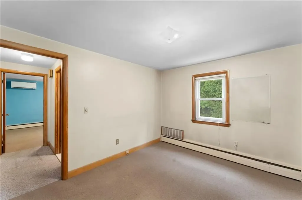 156 White Avenue Warwick RI 02889
