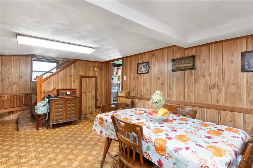 4 Harker Avenue Bristol RI 02809