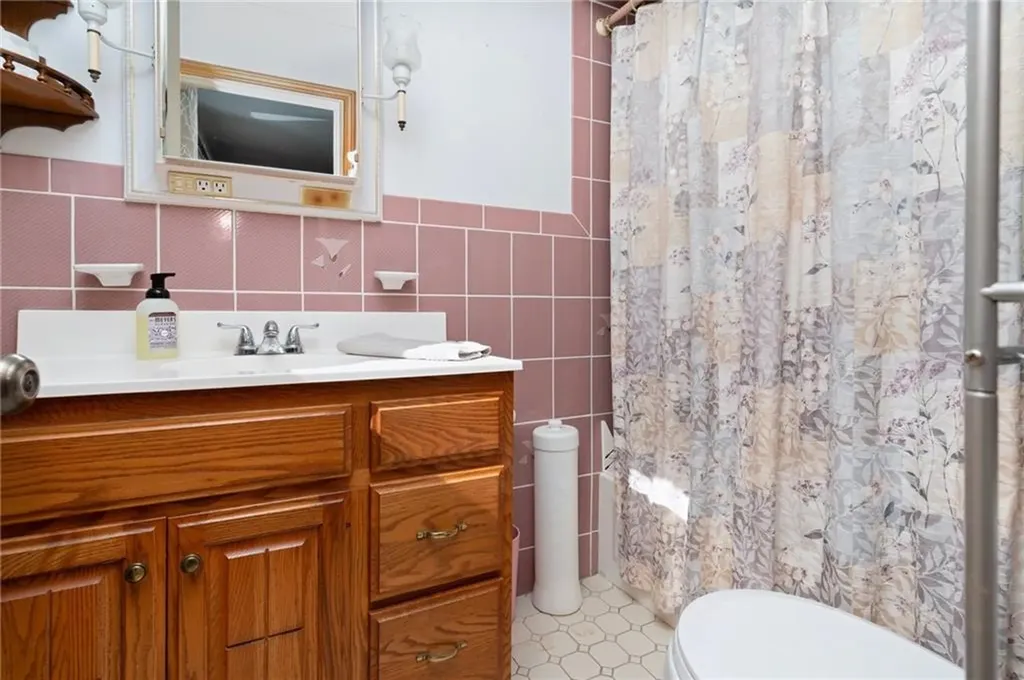 4 Harker Avenue Bristol RI 02809