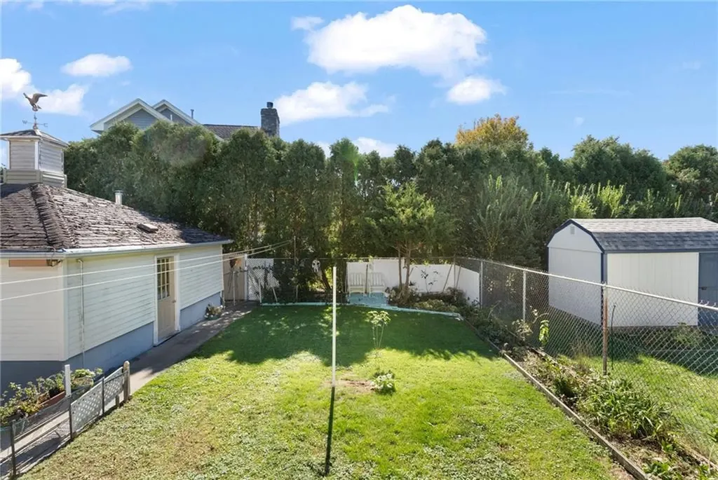 4 Harker Avenue Bristol RI 02809