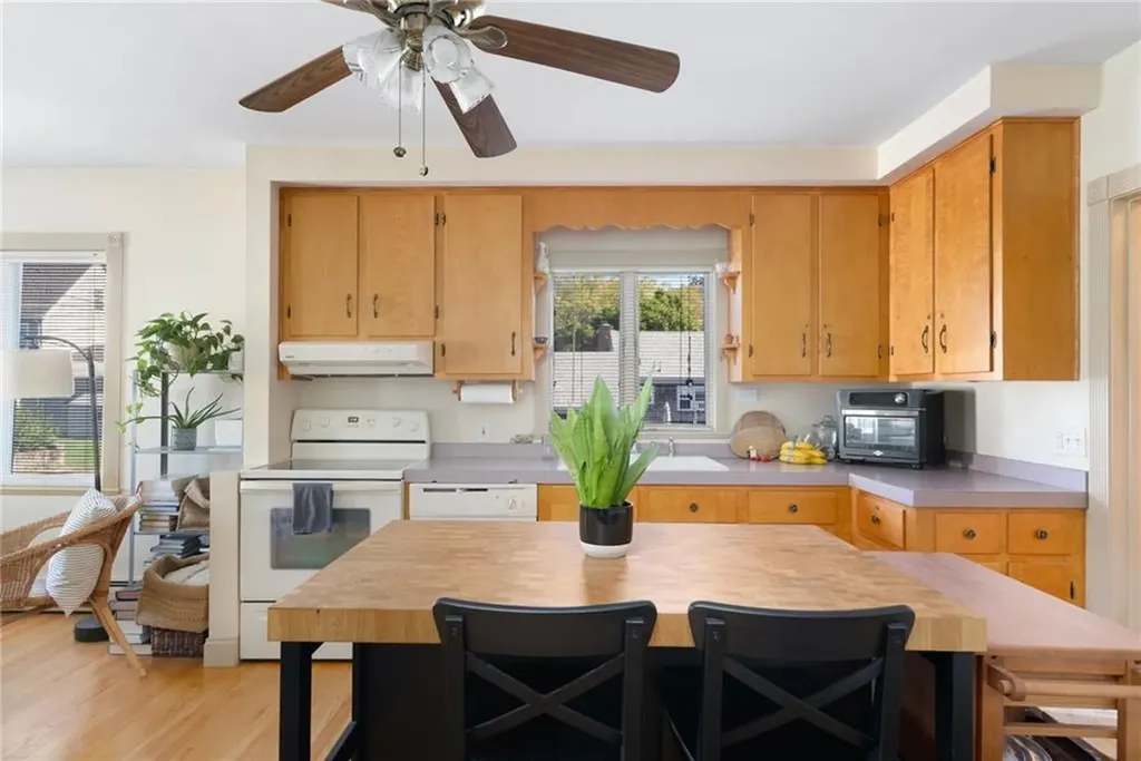 4 Harker Avenue Bristol RI 02809