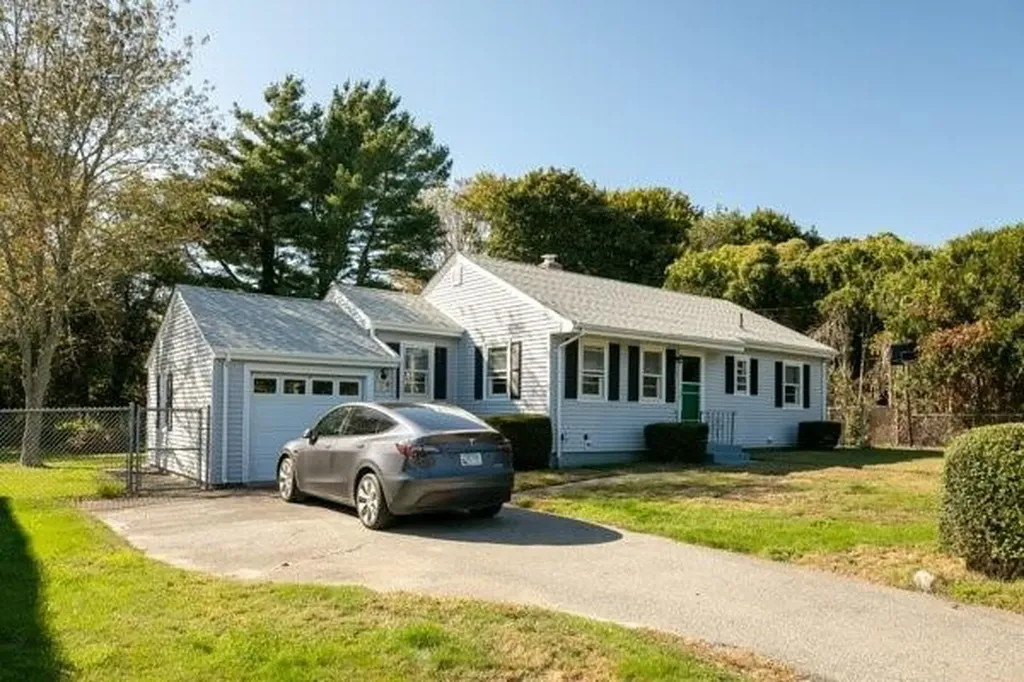 6 Jude Street Middletown RI 02842