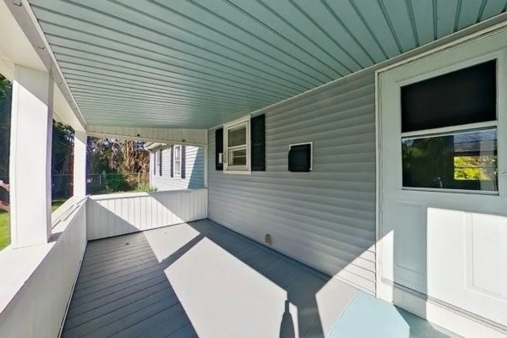 6 Jude Street Middletown RI 02842