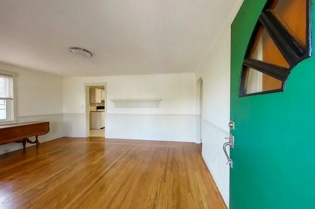 6 Jude Street Middletown RI 02842