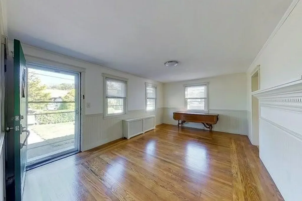 6 Jude Street Middletown RI 02842
