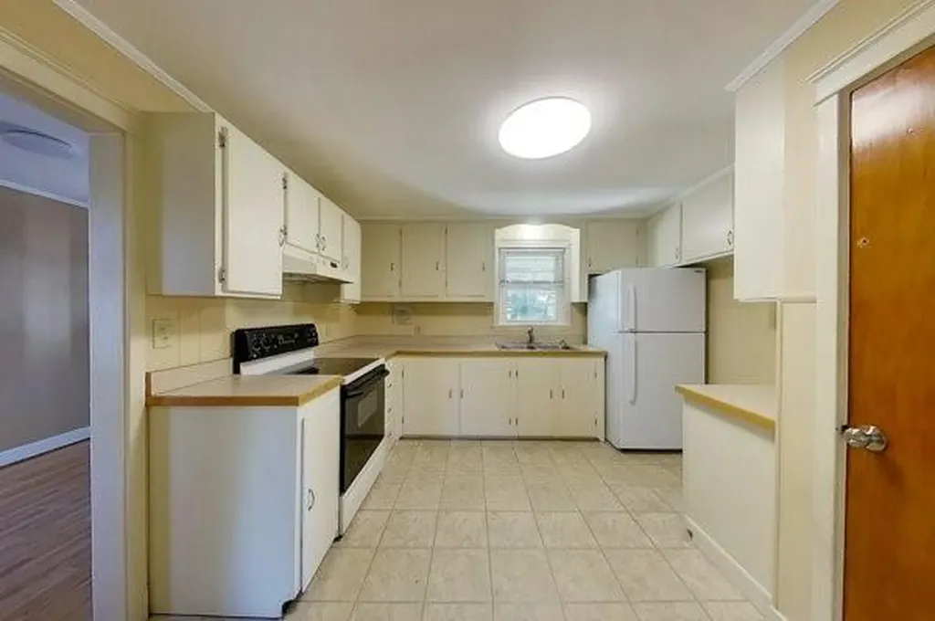 6 Jude Street Middletown RI 02842