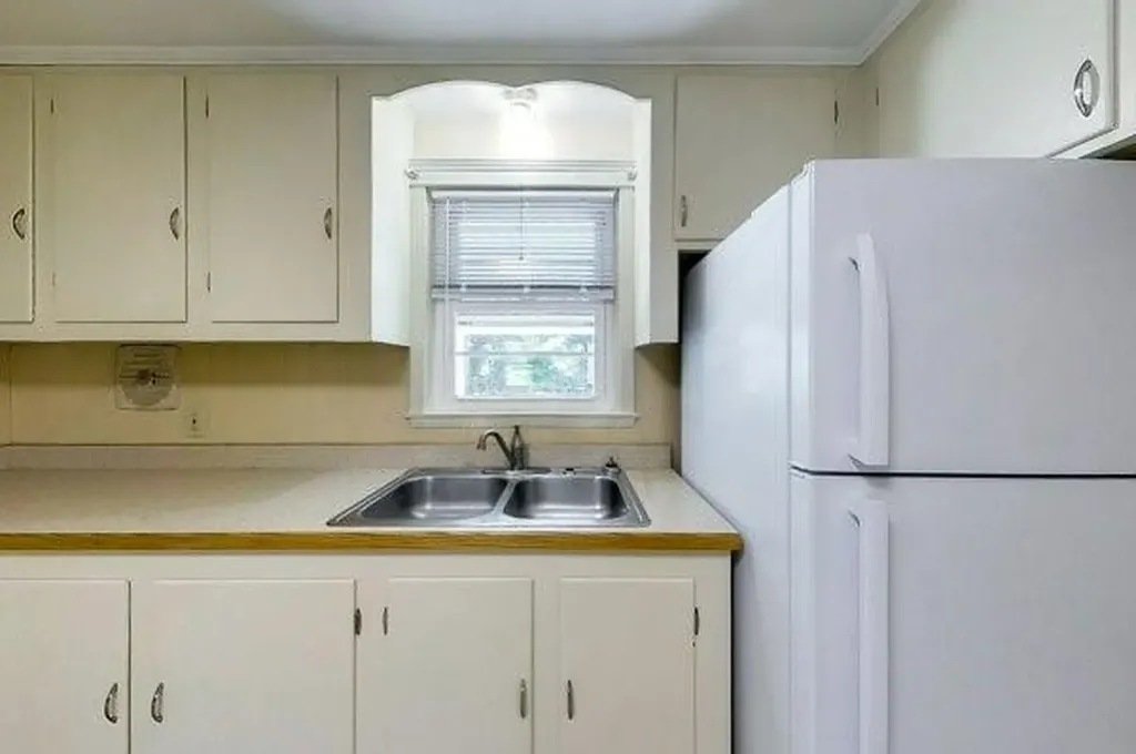 6 Jude Street Middletown RI 02842