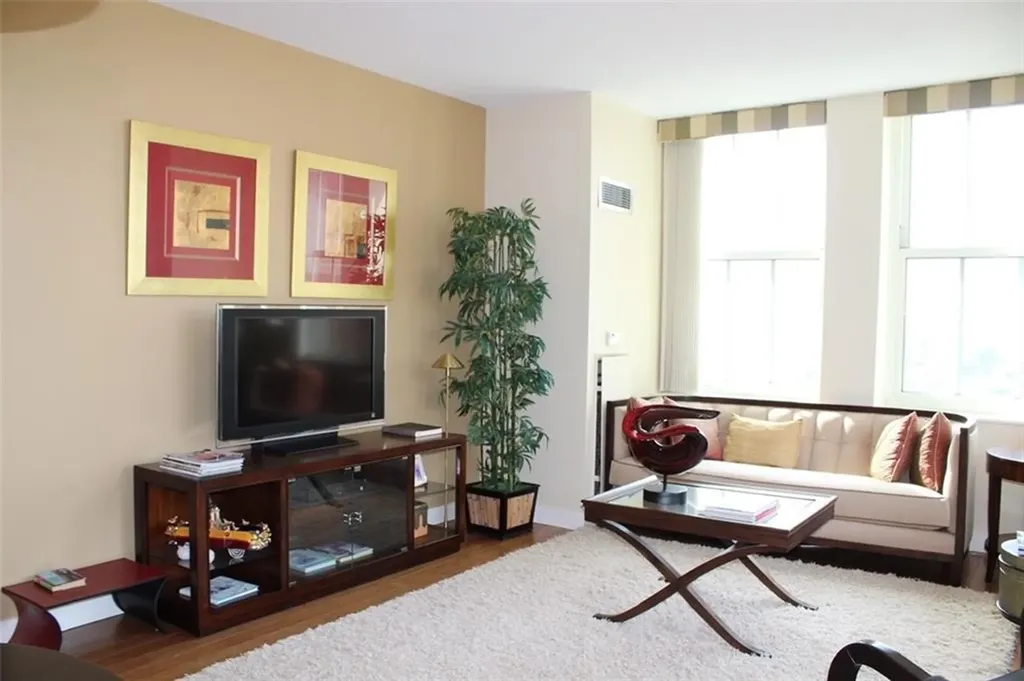 1 West Exchange Street Providence RI 02903