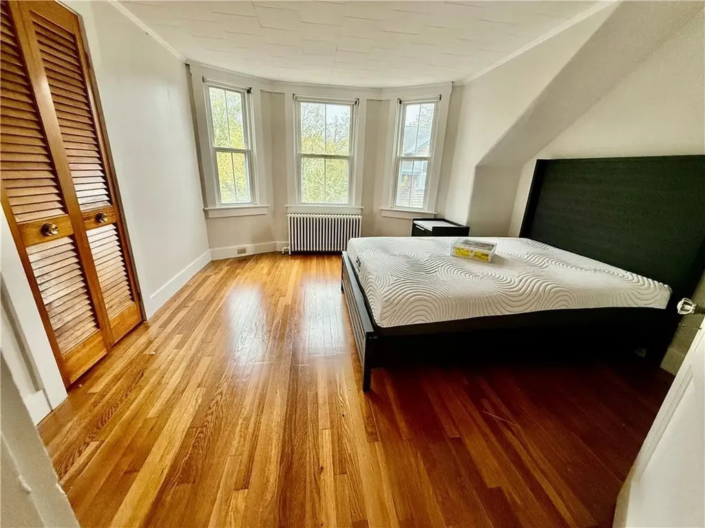 60 Dixon Street Newport RI 02840