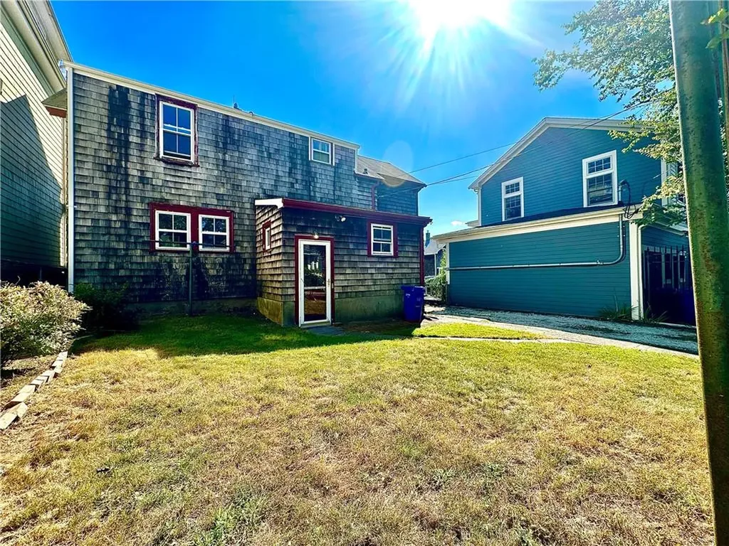 60 Dixon Street Newport RI 02840