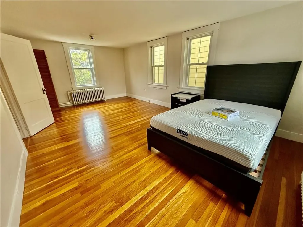 60 Dixon Street Newport RI 02840