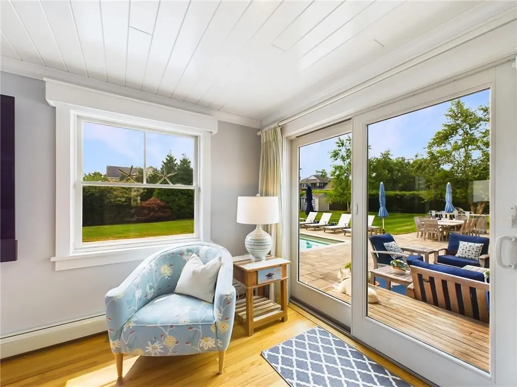 25 Anawan Drive Narragansett RI 02882