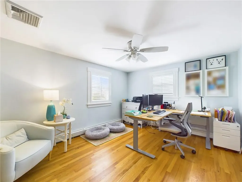 25 Anawan Drive Narragansett RI 02882