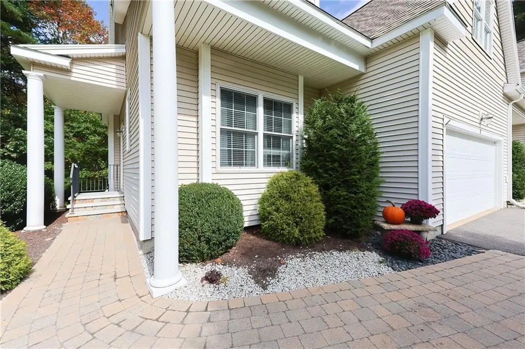 8 Hailey Avenue Franklin MA 02038
