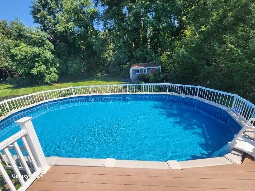 86 Washington Road Barrington RI 02806