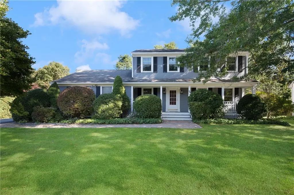 86 Washington Road Barrington RI 02806